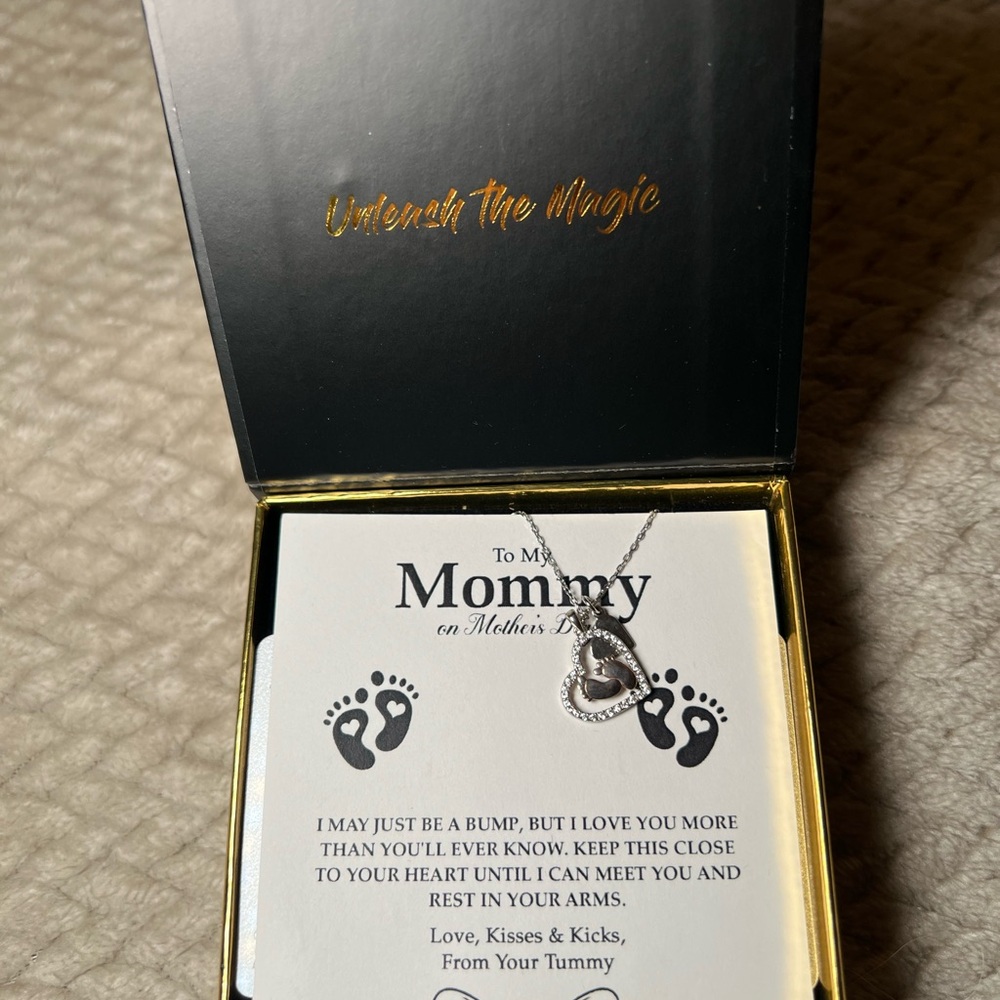 Silver Mommy Heart Pendant Necklace